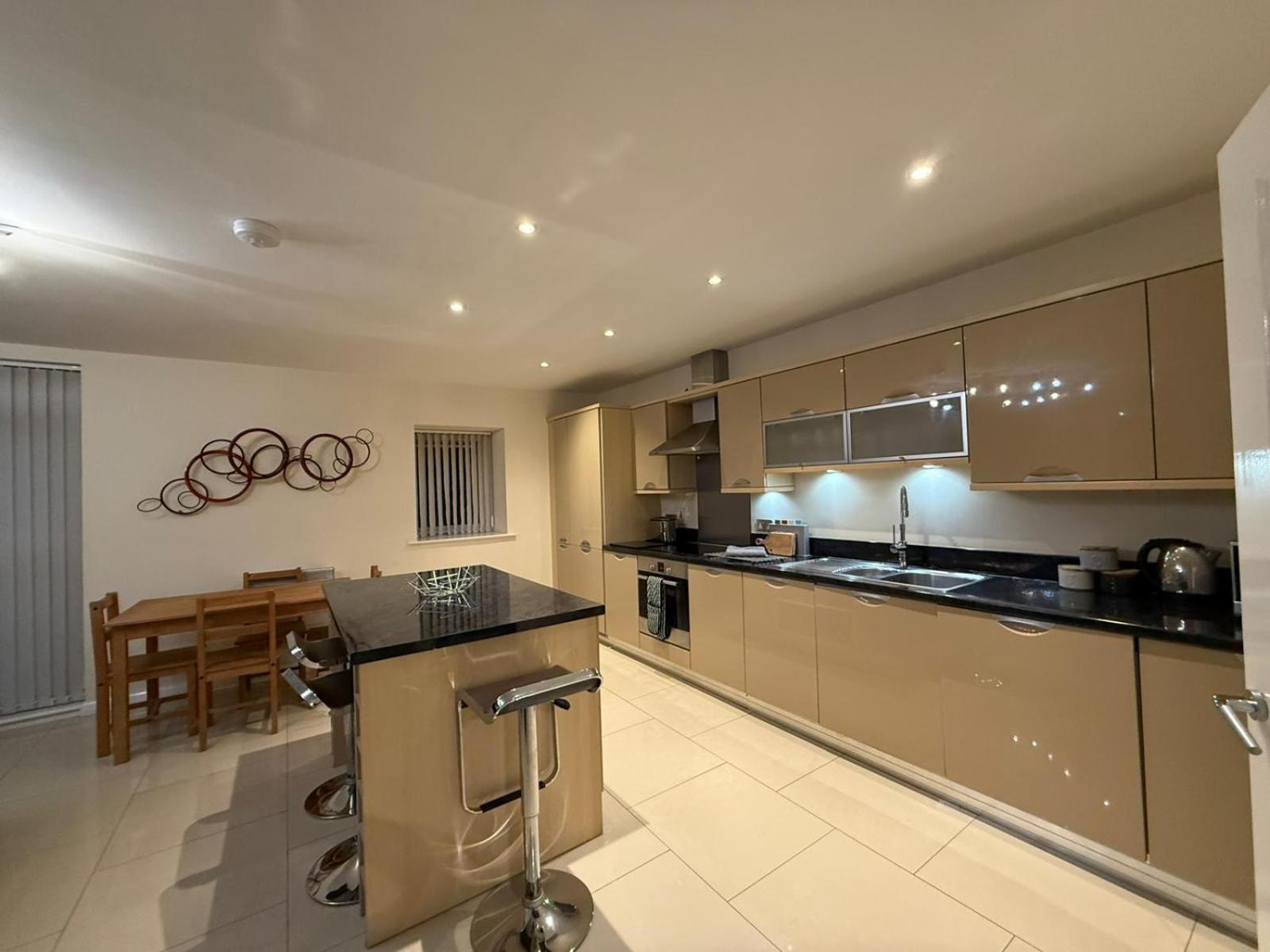 Solihull Centre Apartments מראה חיצוני תמונה